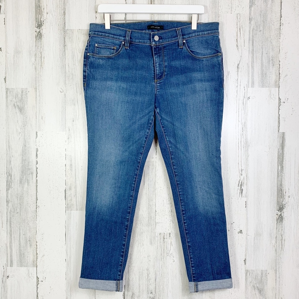Ann Taylor Relaxed Slim Fit Ankle Cropped Jeans